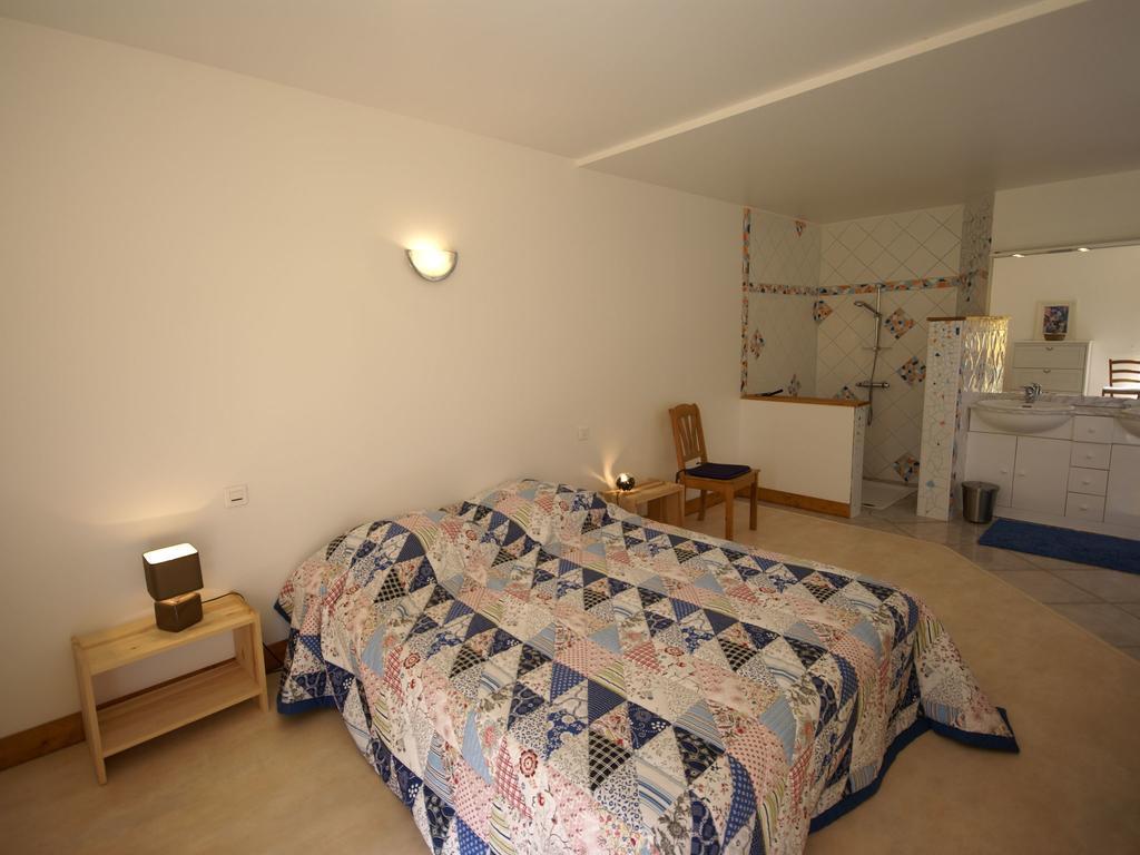 Modern Holiday Home With Private Pool Loubressac Zimmer foto